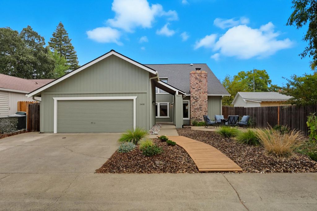 3408 Grant Park Dr, Carmichael, CA 95608