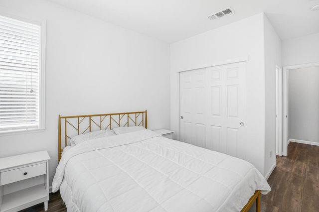 7809 Finnhorse Way, Sacramento, CA 95828