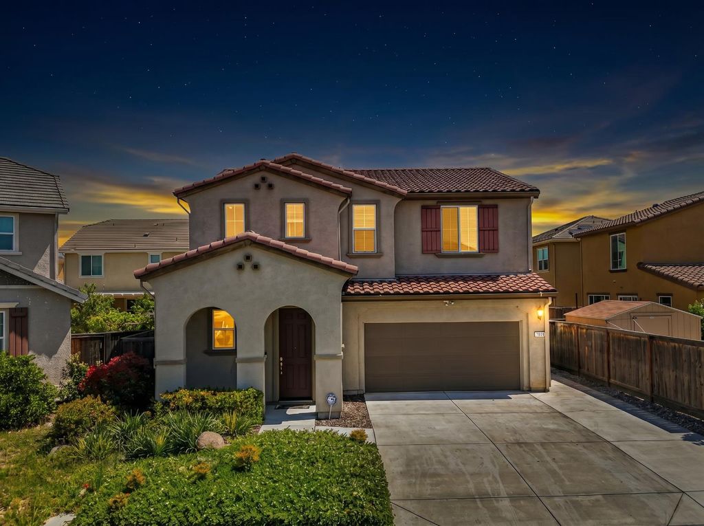7809 Finnhorse Way, Sacramento, CA 95828