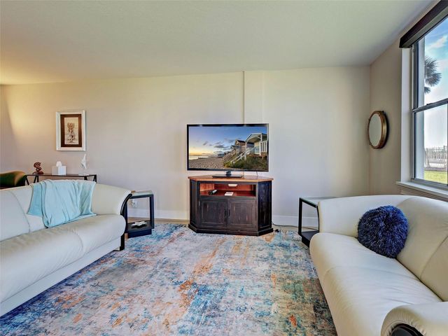 1100 TARPON CENTER DRIVE 102B, Venice, FL 34285