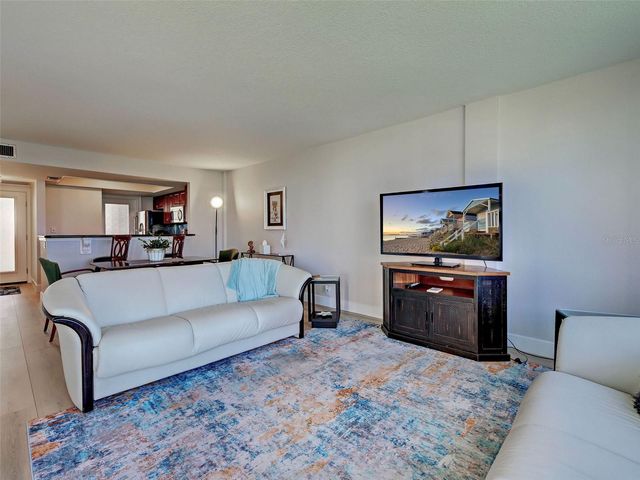 1100 TARPON CENTER DRIVE 102B, Venice, FL 34285