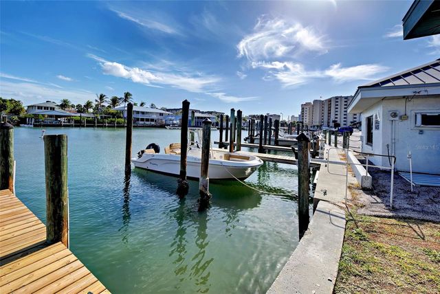 1100 TARPON CENTER DRIVE 102B, Venice, FL 34285