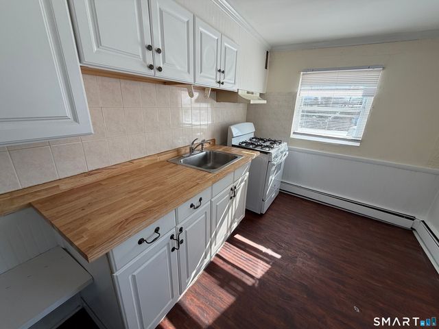 61 Van Zant Street 2, Norwalk, CT 06855