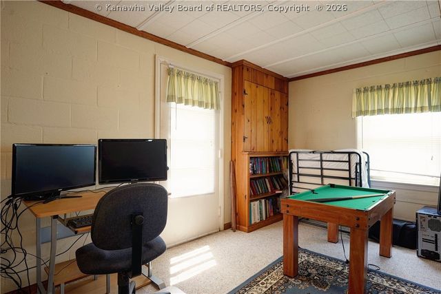 1523 Hilltop Drive, South Charleston, WV 25303