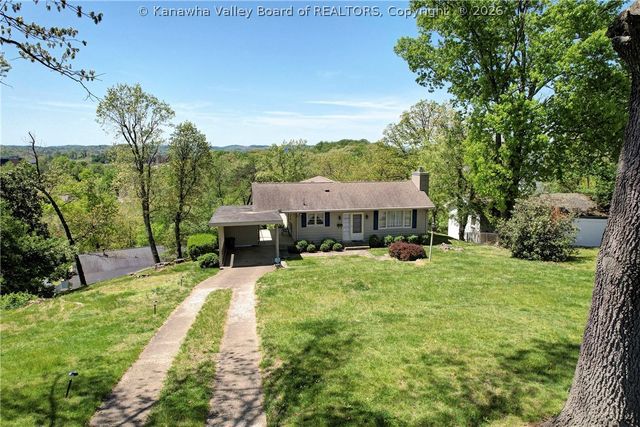 1523 Hilltop Drive, South Charleston, WV 25303