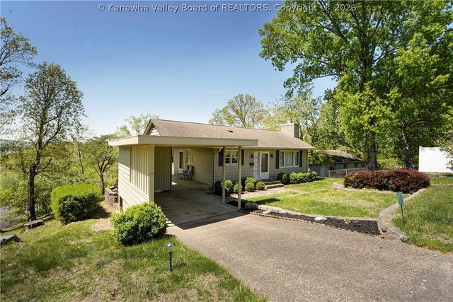 1523 Hilltop Drive, South Charleston, WV 25303