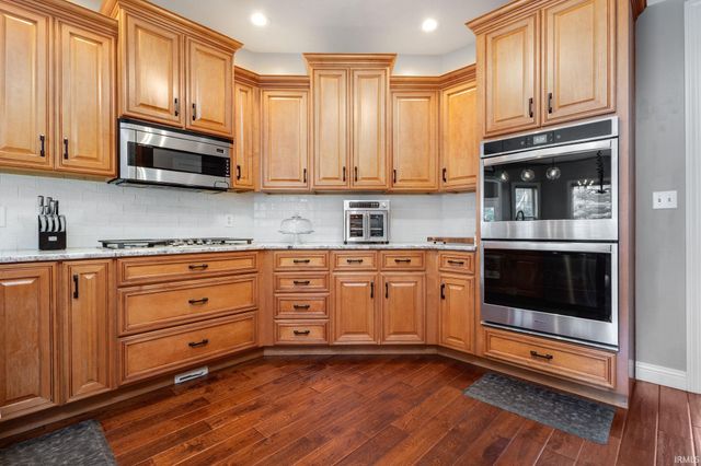 3611 Fox Court, Elkhart, IN 46514