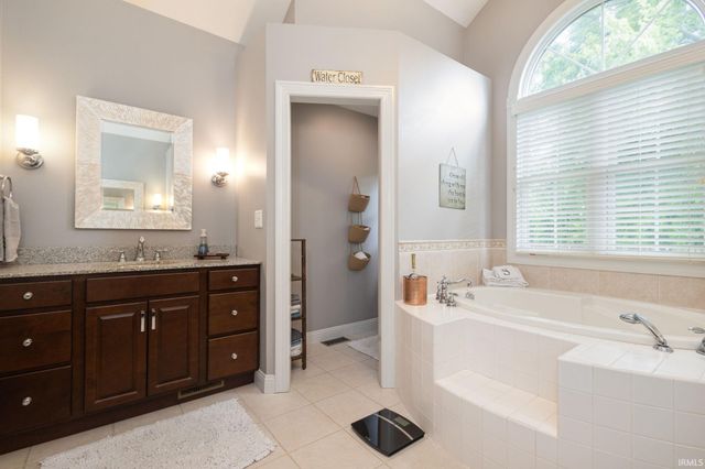 3611 Fox Court, Elkhart, IN 46514