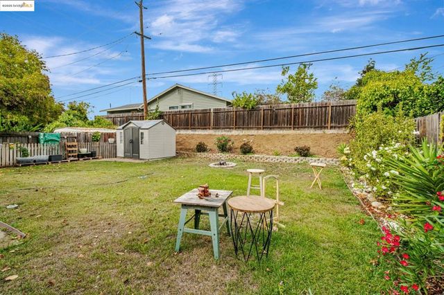 312 Cottonwood Dr, Vallejo, CA 94591