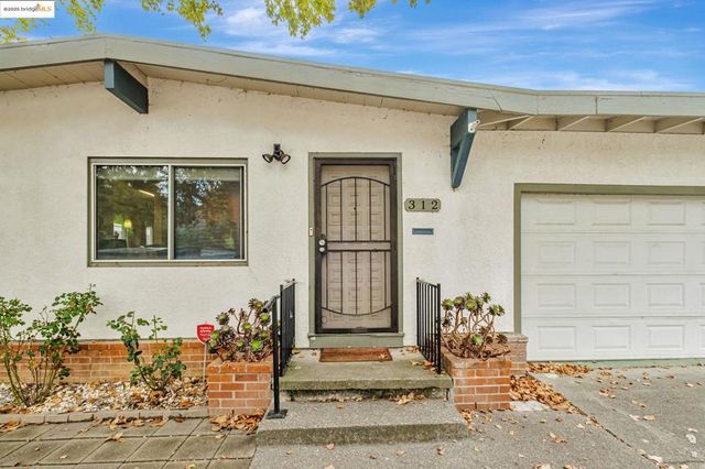 312 Cottonwood Dr, Vallejo, CA 94591