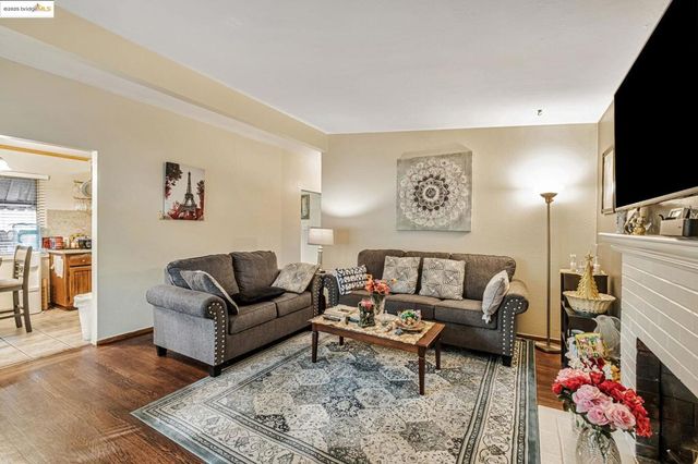 312 Cottonwood Dr, Vallejo, CA 94591