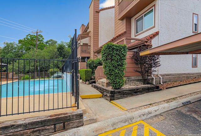 4107 Medical Dr Apt 6107, San Antonio, TX 78229