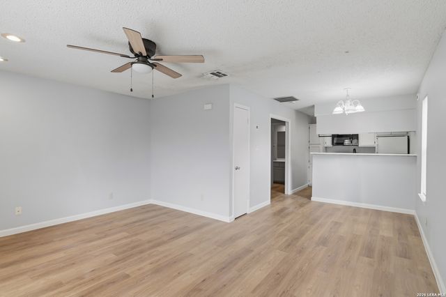 4107 Medical Dr Apt 6107, San Antonio, TX 78229