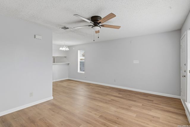 4107 Medical Dr Apt 6107, San Antonio, TX 78229