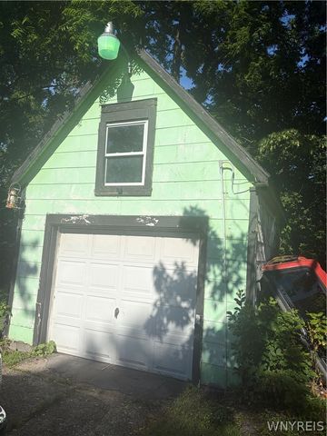 40 Federal Avenue, Buffalo, NY 14215