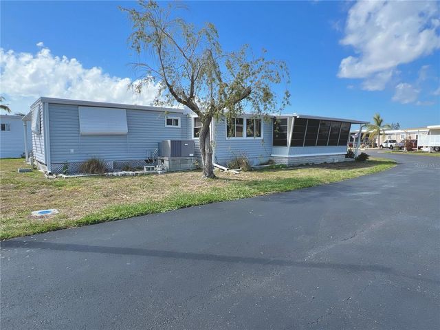 7181 MOUNT HAWTHORNE ROAD NE 590, St Petersburg, FL 33702