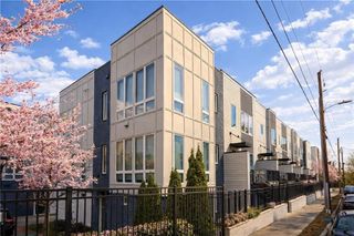 687 Banton NW Drives, Atlanta, GA 30318