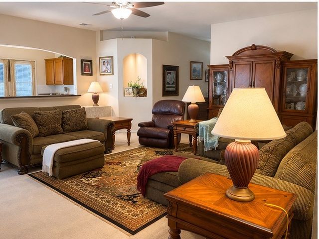 1100 Linden Drive, Burleson, TX 76028