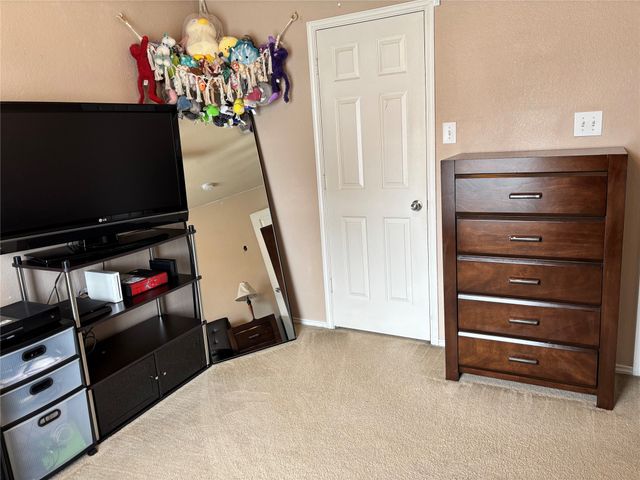 1100 Linden Drive, Burleson, TX 76028