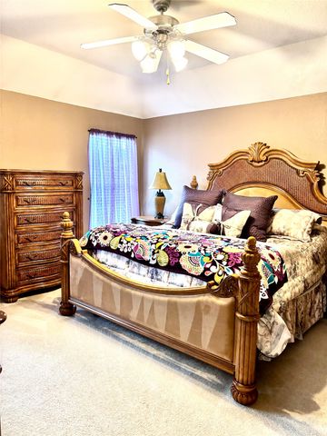 1100 Linden Drive, Burleson, TX 76028