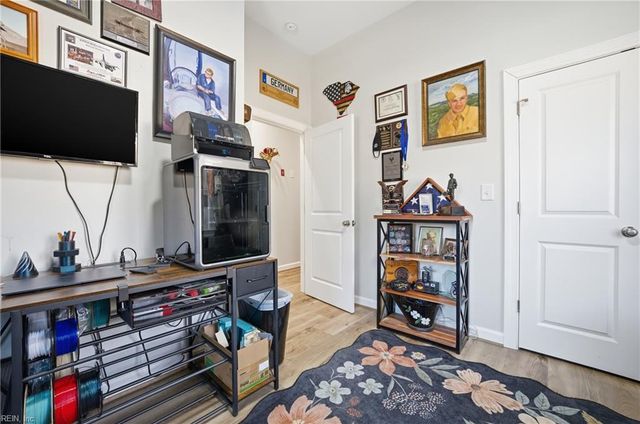 7692 Cunningham LN, Gloucester, VA 23061