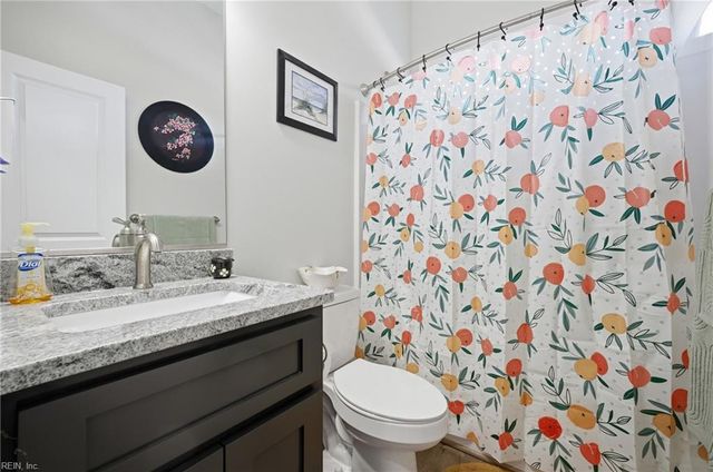 7692 Cunningham LN, Gloucester, VA 23061