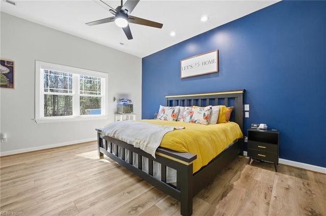 7692 Cunningham LN, Gloucester, VA 23061