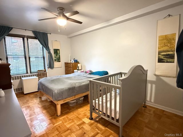 6740 Yellowstone Boulevard 2O, Forest Hills, NY 11375