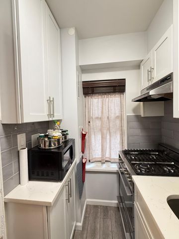 6740 Yellowstone Boulevard 2O, Forest Hills, NY 11375