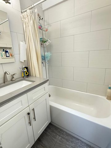 6740 Yellowstone Boulevard 2O, Forest Hills, NY 11375