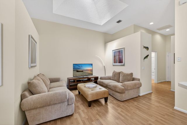 7671 Dahlia Court, West Palm Beach, FL 33412