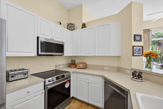 7671 Dahlia Court, West Palm Beach, FL 33412