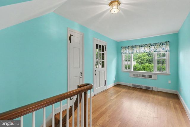 2302 BELLEVUE RD, Harrisburg, PA 17104