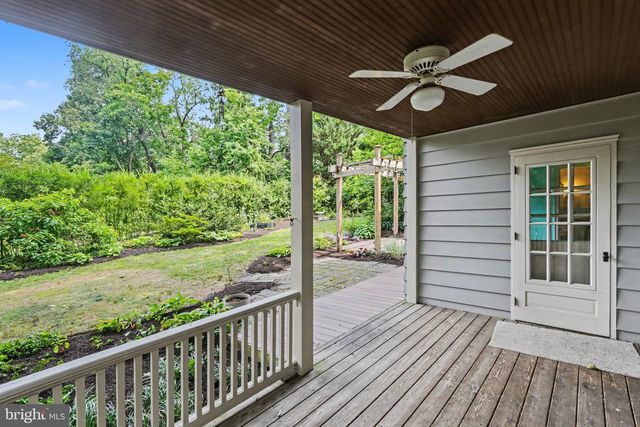 2302 BELLEVUE RD, Harrisburg, PA 17104