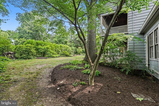2302 BELLEVUE RD, Harrisburg, PA 17104