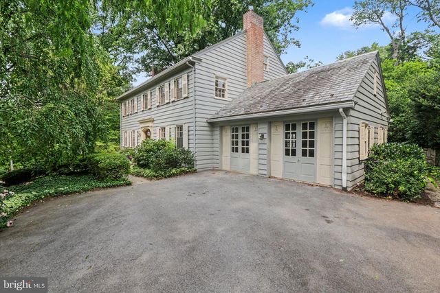 2302 BELLEVUE RD, Harrisburg, PA 17104