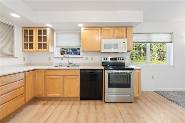 2129 ERMINE DRIVE, North Pole, AK 99705