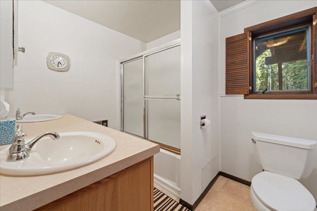 2129 ERMINE DRIVE, North Pole, AK 99705