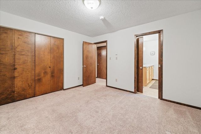 2129 ERMINE DRIVE, North Pole, AK 99705