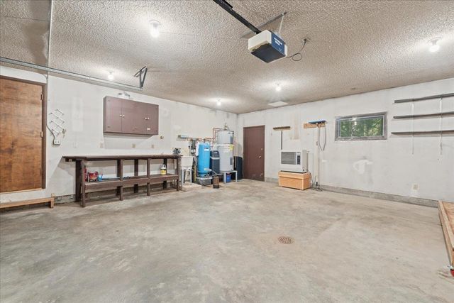 2129 ERMINE DRIVE, North Pole, AK 99705