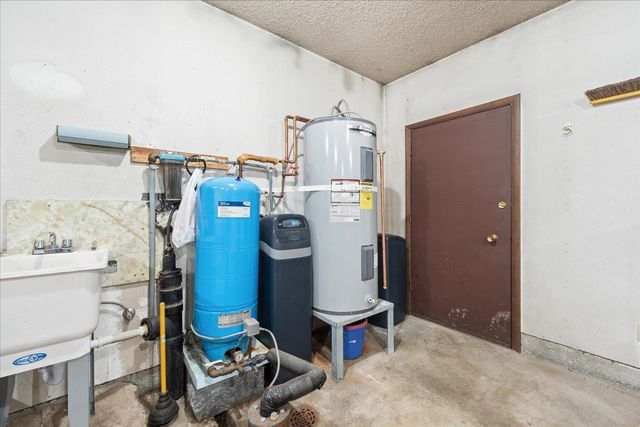 2129 ERMINE DRIVE, North Pole, AK 99705