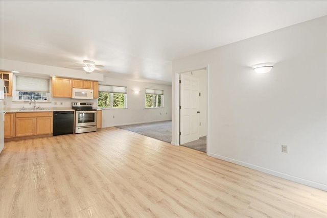 2129 ERMINE DRIVE, North Pole, AK 99705