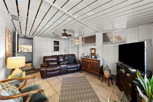 10462 116TH AVENUE, Largo, FL 33773