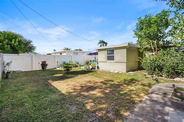 10462 116TH AVENUE, Largo, FL 33773