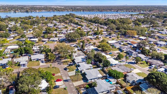 10462 116TH AVENUE, Largo, FL 33773