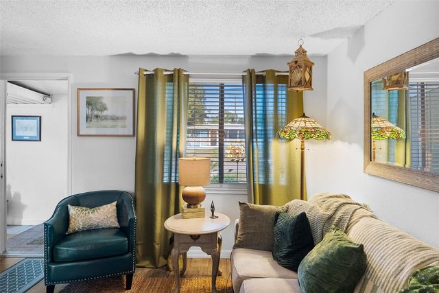 10462 116TH AVENUE, Largo, FL 33773