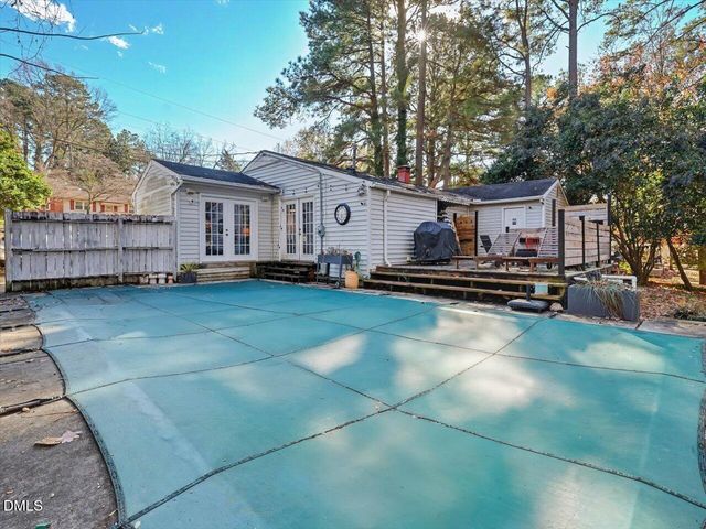 3305 Pinecrest Drive, Raleigh, NC 27609