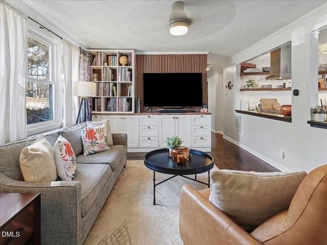 3305 Pinecrest Drive, Raleigh, NC 27609