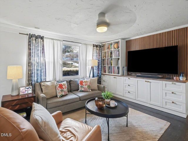 3305 Pinecrest Drive, Raleigh, NC 27609