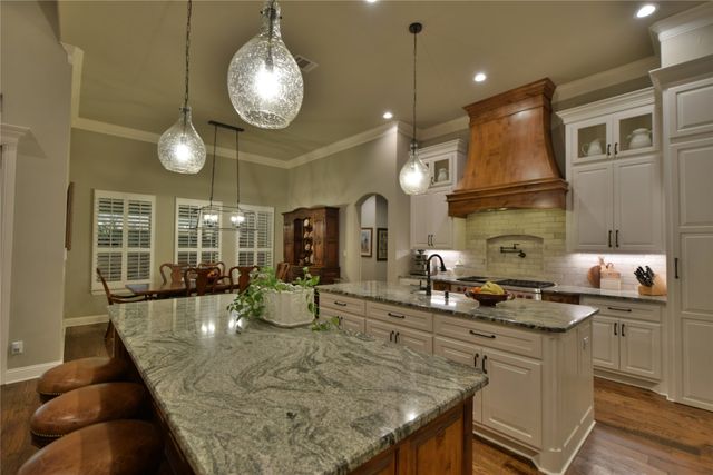 9403 King Air Drive, Granbury, TX 76049